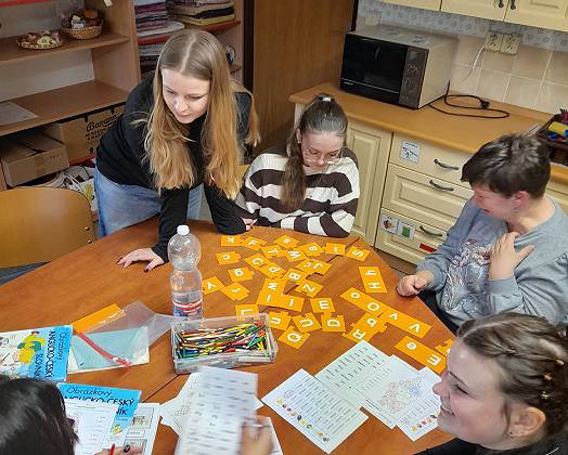 Žáci 2SCA zavítali do Denního stacionáře Človíček 