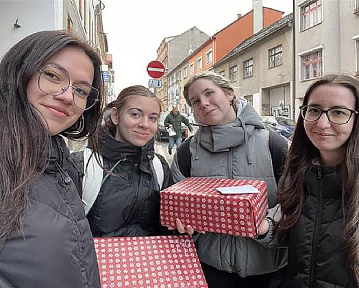 Krabice od bot - dobročinná sbírka